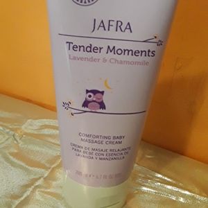 Crema de bebe.   COMFORTING BABY MASSAGE CREAM